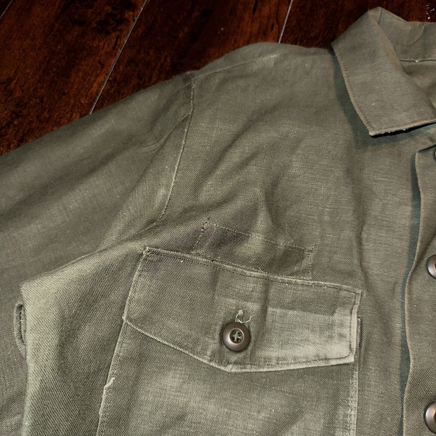 Vintage US Military Shirt OG-107 Vietnam 1970s DSA 1975 Post WWII Camo Green