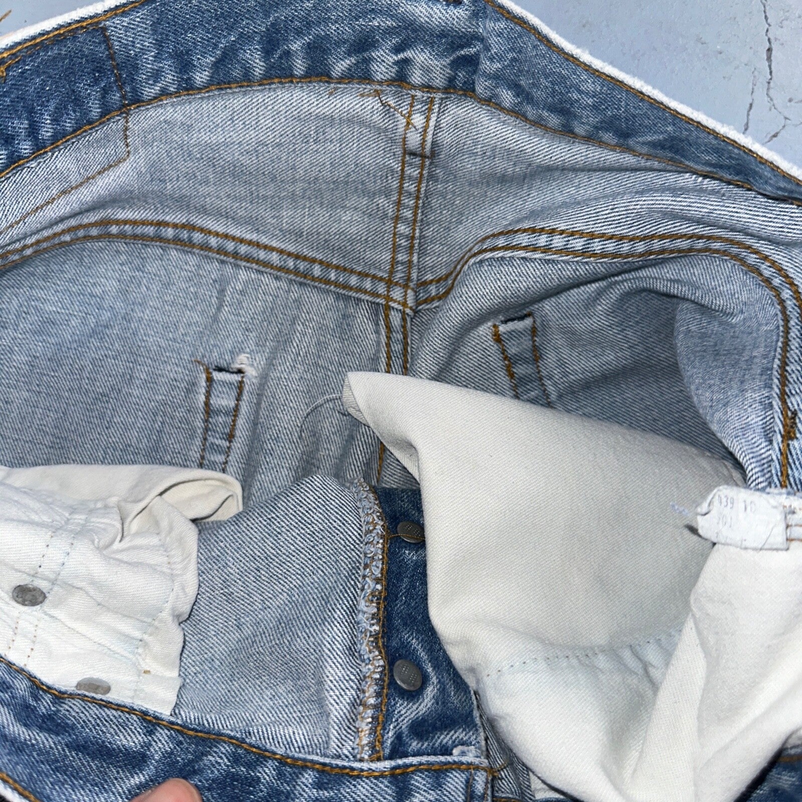 Levis 501 Vintage 80s Redline Selvedge USA XX Jeans Light Wash 36x36 Act 33x32