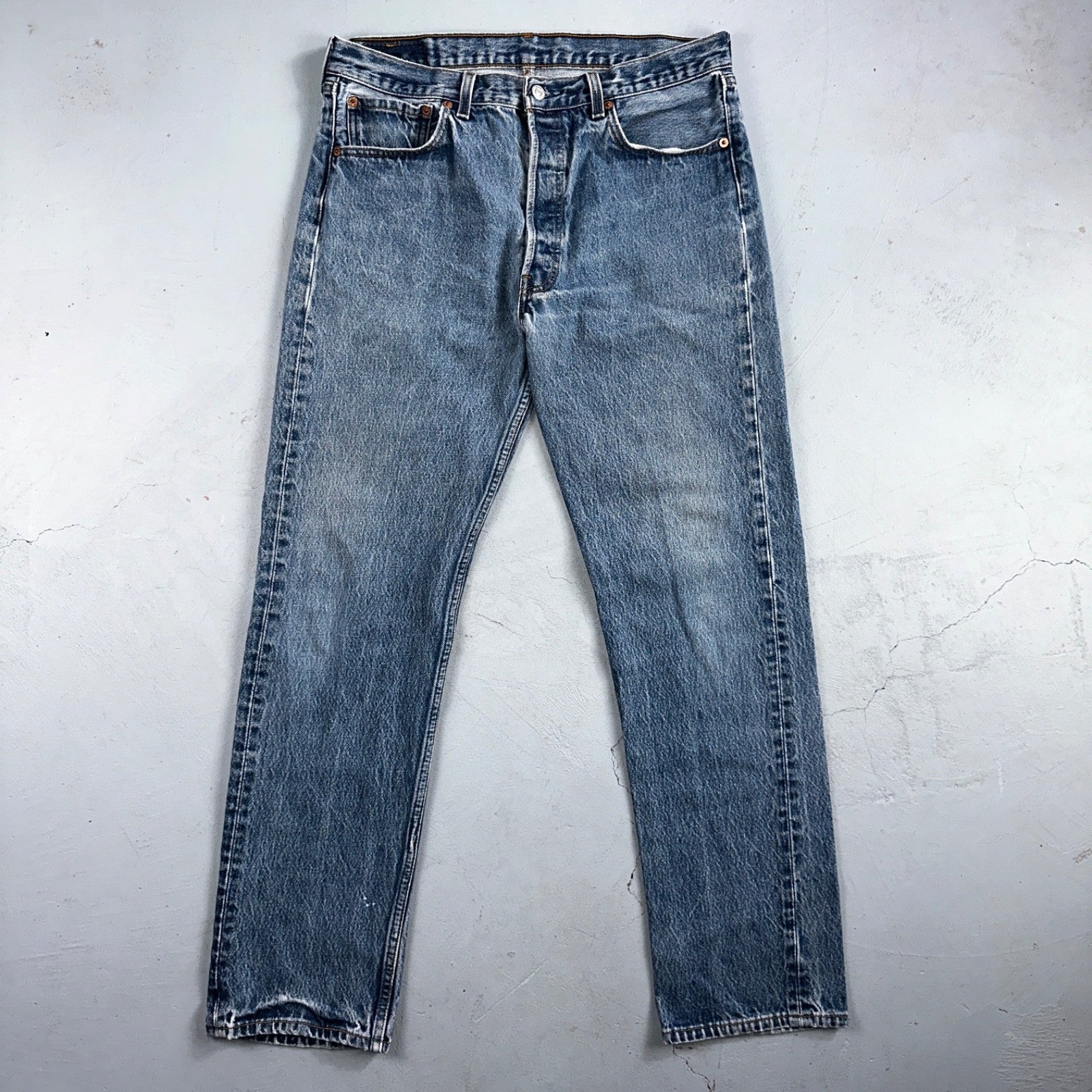 Levis 501 Vintage 90s USA XX Straight Leg Jeans Blue Light Wash 35x34 Act 33x31