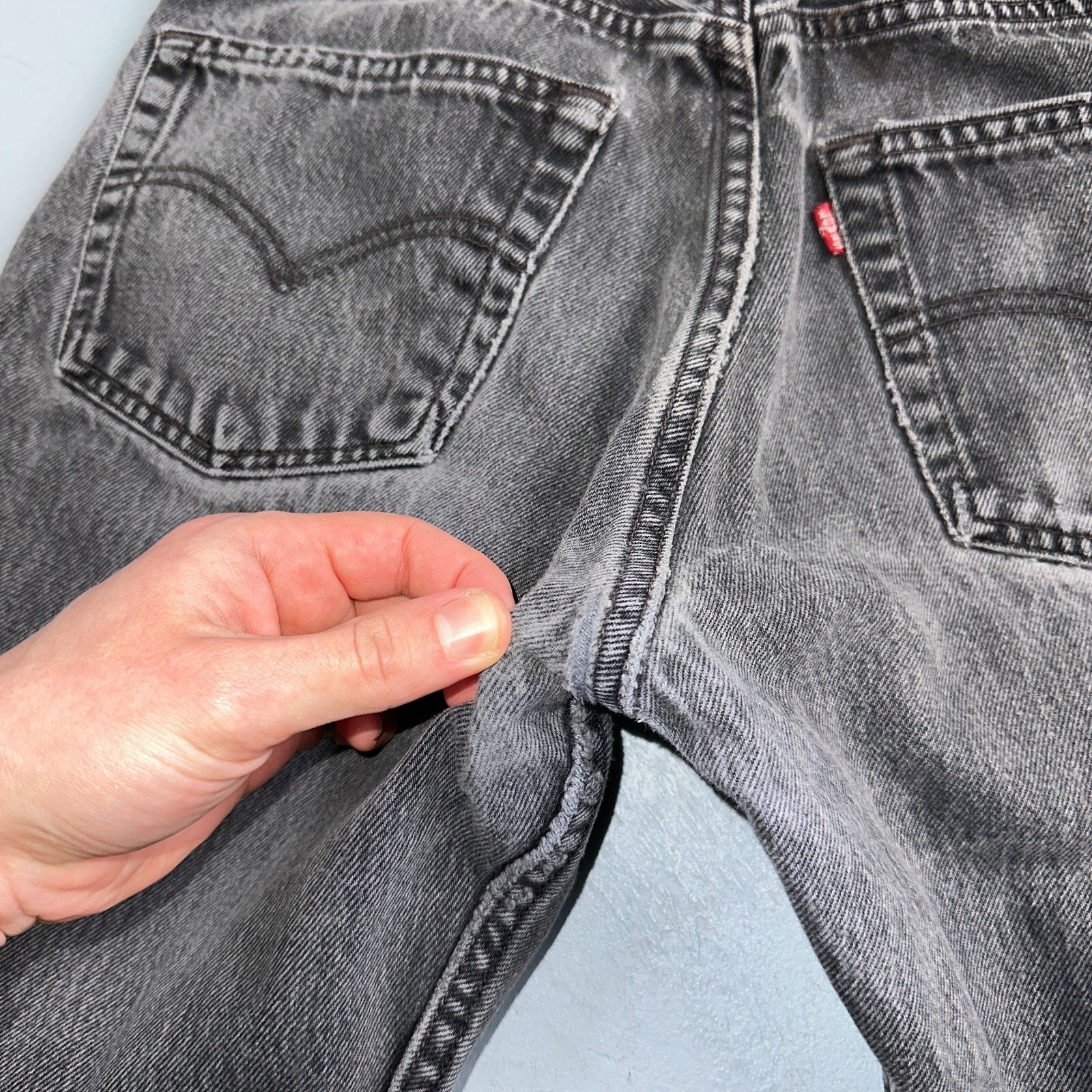 Levis 501 Vintage 90s USA XX Straight Leg Jeans Black Med Wash 32x32 Act 30x30