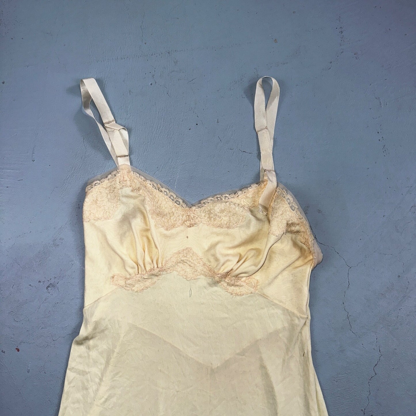 Vintage 1970s Charm Lingerie Slip Dress Sleepwear Full Sweep Nightgown Lace 70s