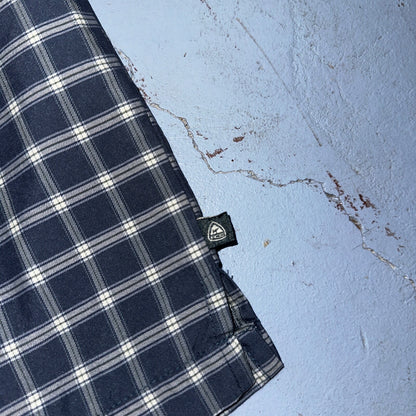 Nike VTG ACG Shirt Mens XL All Conditions Gear Button Hiking Short Sleeve Plaid