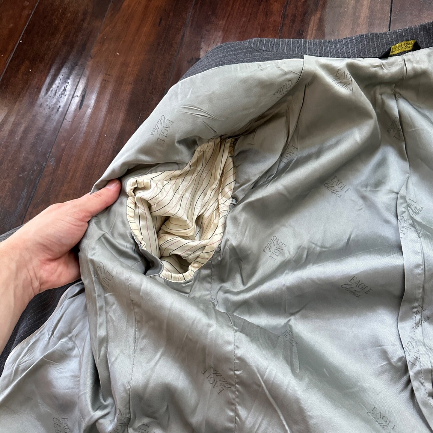 Vtg USA Eagles Pinstripe Mens Gray Wool 3 Pc Suit 42 Vest 33x30 1980s Vest