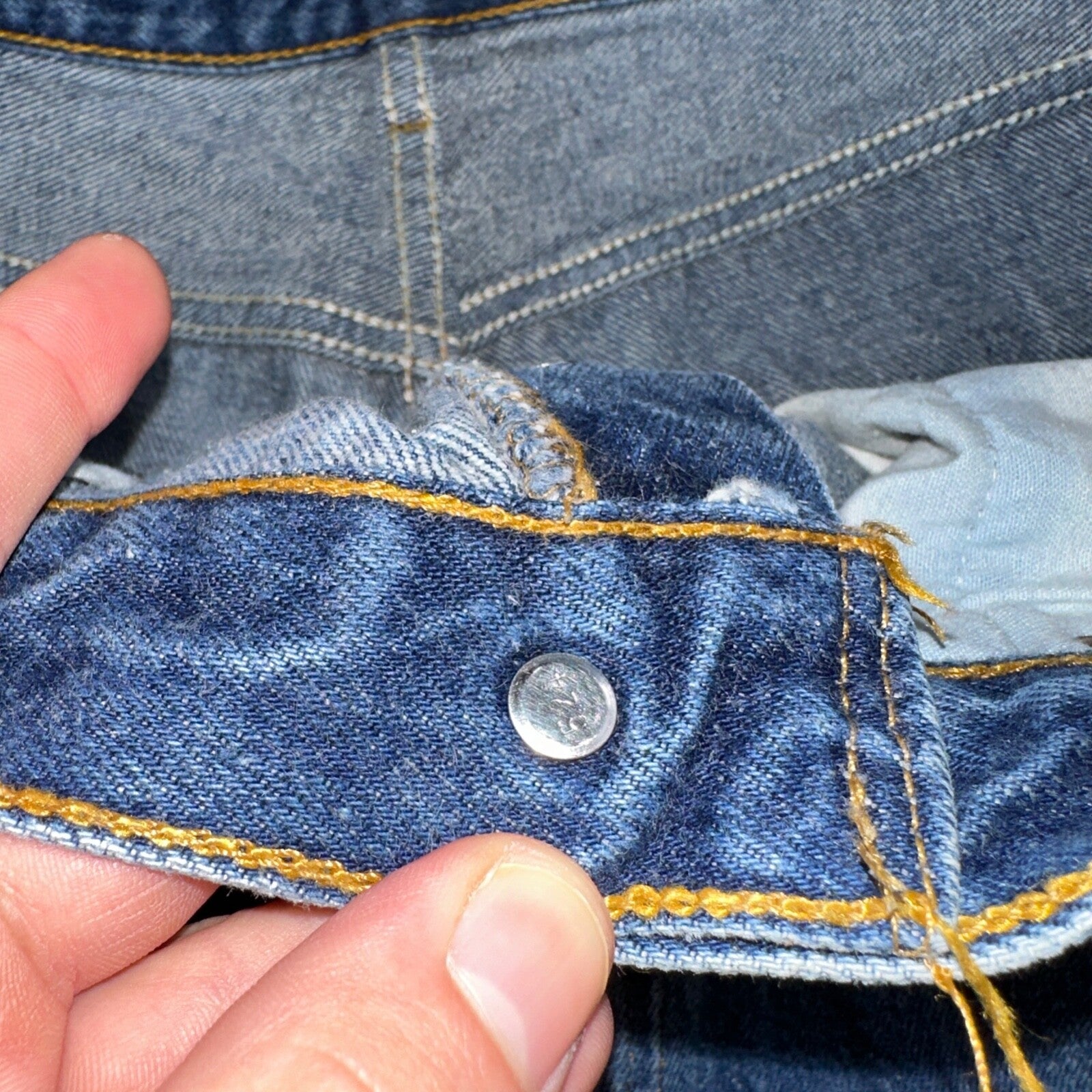 Levis 501 Vintage 90s USA XX Straight Leg Jeans Blue Med Wash 34x34 Act 31x30