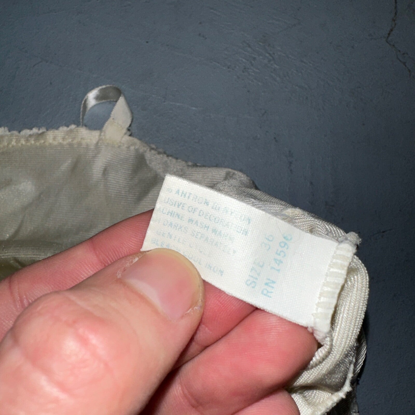 Vintage 1970s Kayser Lingerie Slip Dress Sleepwear Full Sweep Nightgown Lace 70s