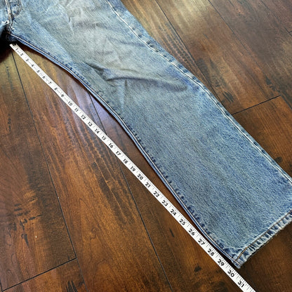 Levis 501 Vintage Y2K Straight Leg XX 2000s Jeans 36x32 Light Wash 36x30