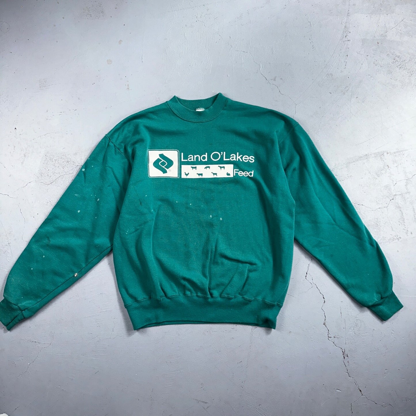 Farm Core Animals VTG 80s Crewneck Sweatshirt Green Land O Lakes Feed Stained