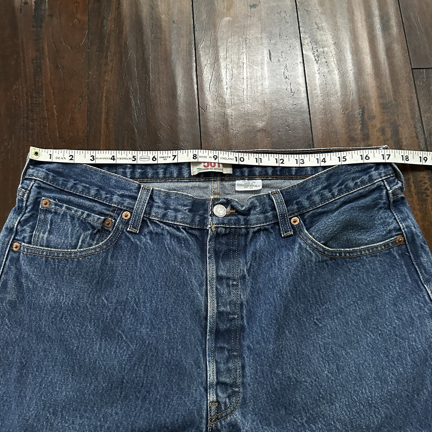 Levis 501 Vintage Y2K Straight Leg XX 2000s Jeans 34x30 Med Wash 38x34