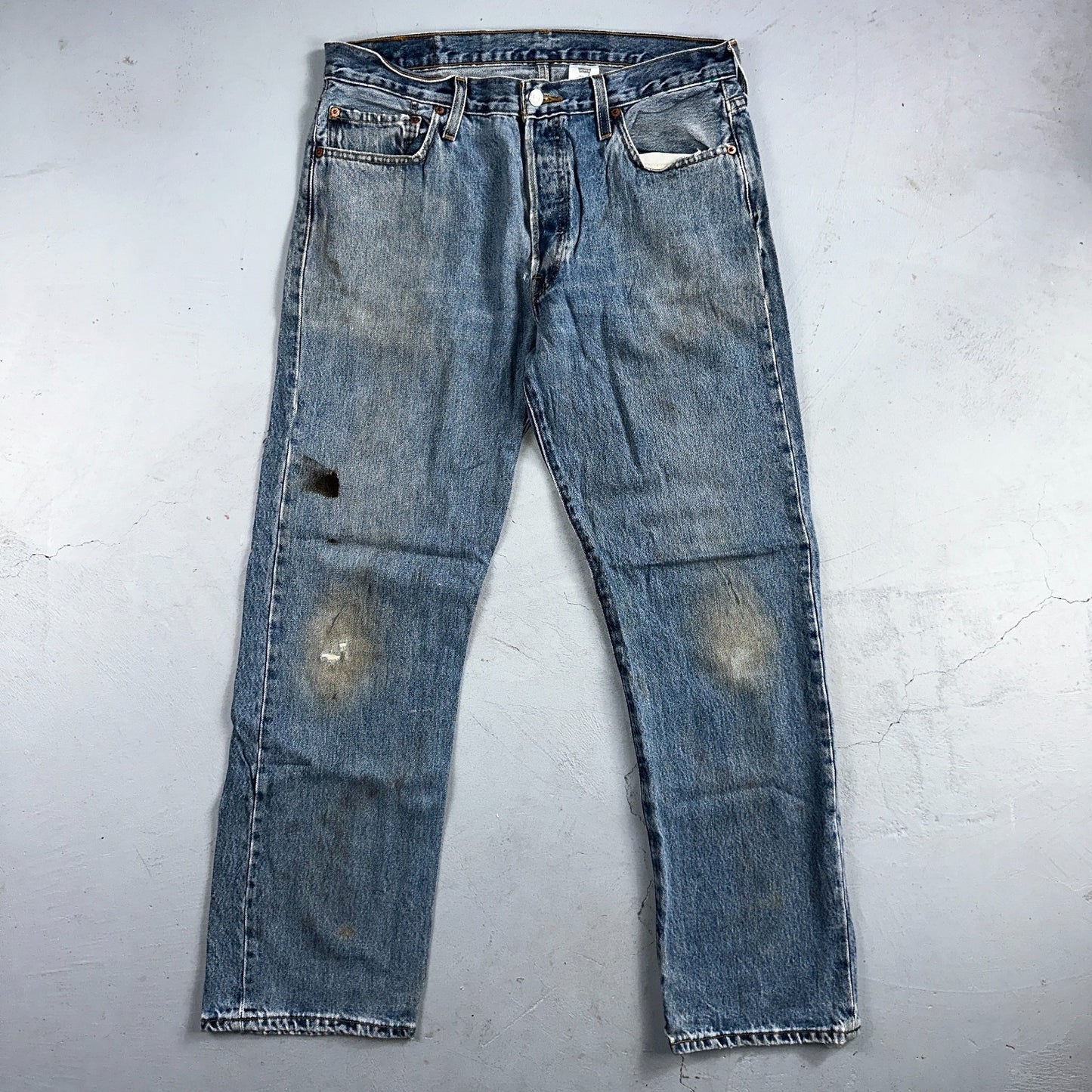 Levis 501 Vintage 90s Y2K Straight Leg Jeans Blue Light Wash 35x32 Act 34x31