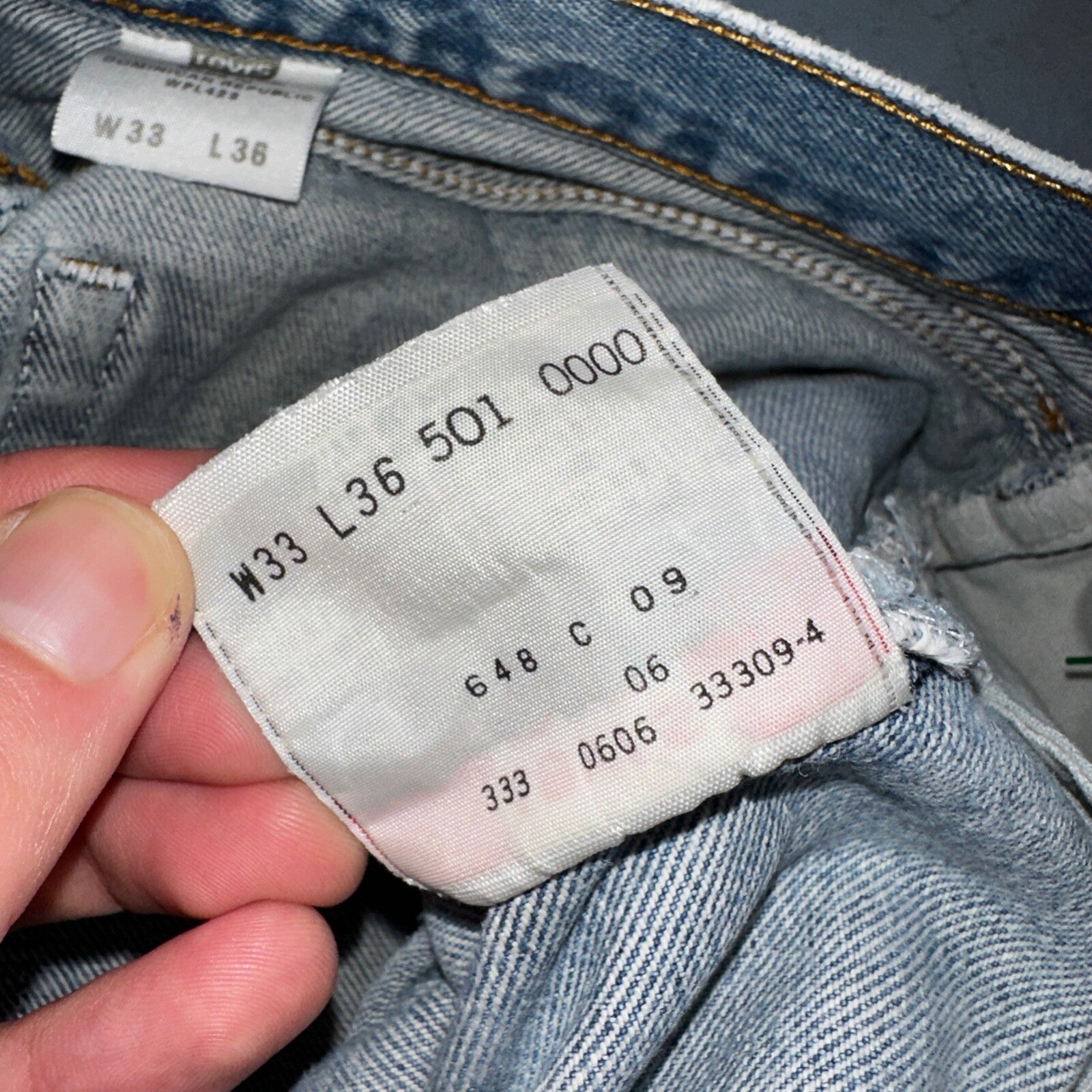 Levis 501 Vintage Y2K XX Straight Leg Jeans 33x36 Light Wash 2000s Act 31x31