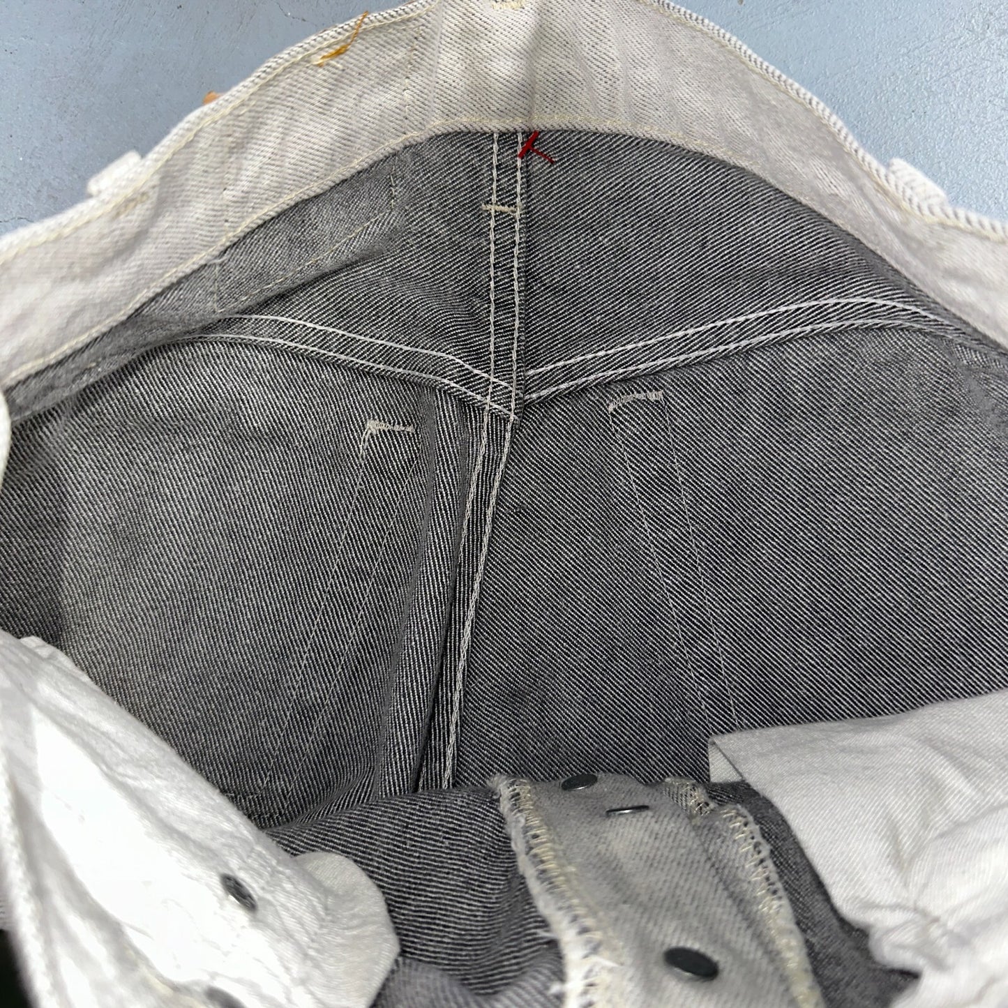 Levis 501 Vintage 80s USA XX Straight Leg Jeans Gray Light Wash 28x32 Act 27x31