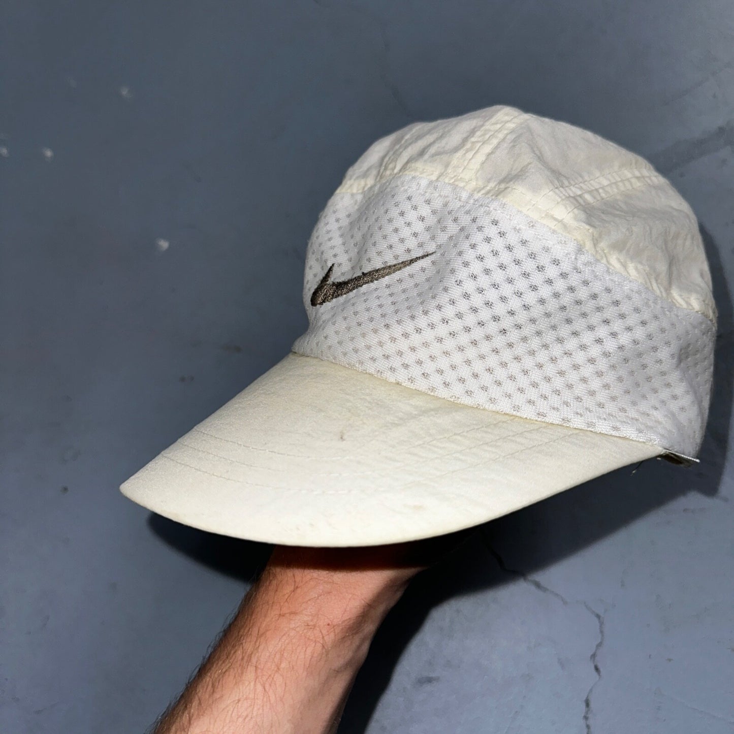 Nike Vintage Hat Cap Strap Back Swoosh Mesh Panel Tailwind Mens 90s Air Max