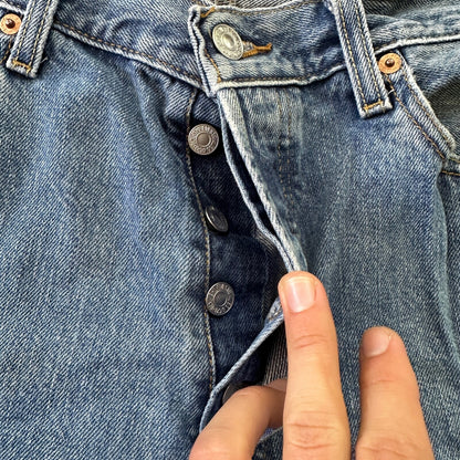 Levis 501 Vintage Y2K Straight Leg XX 2000s Jeans 34x32 Light Wash Act 32x30