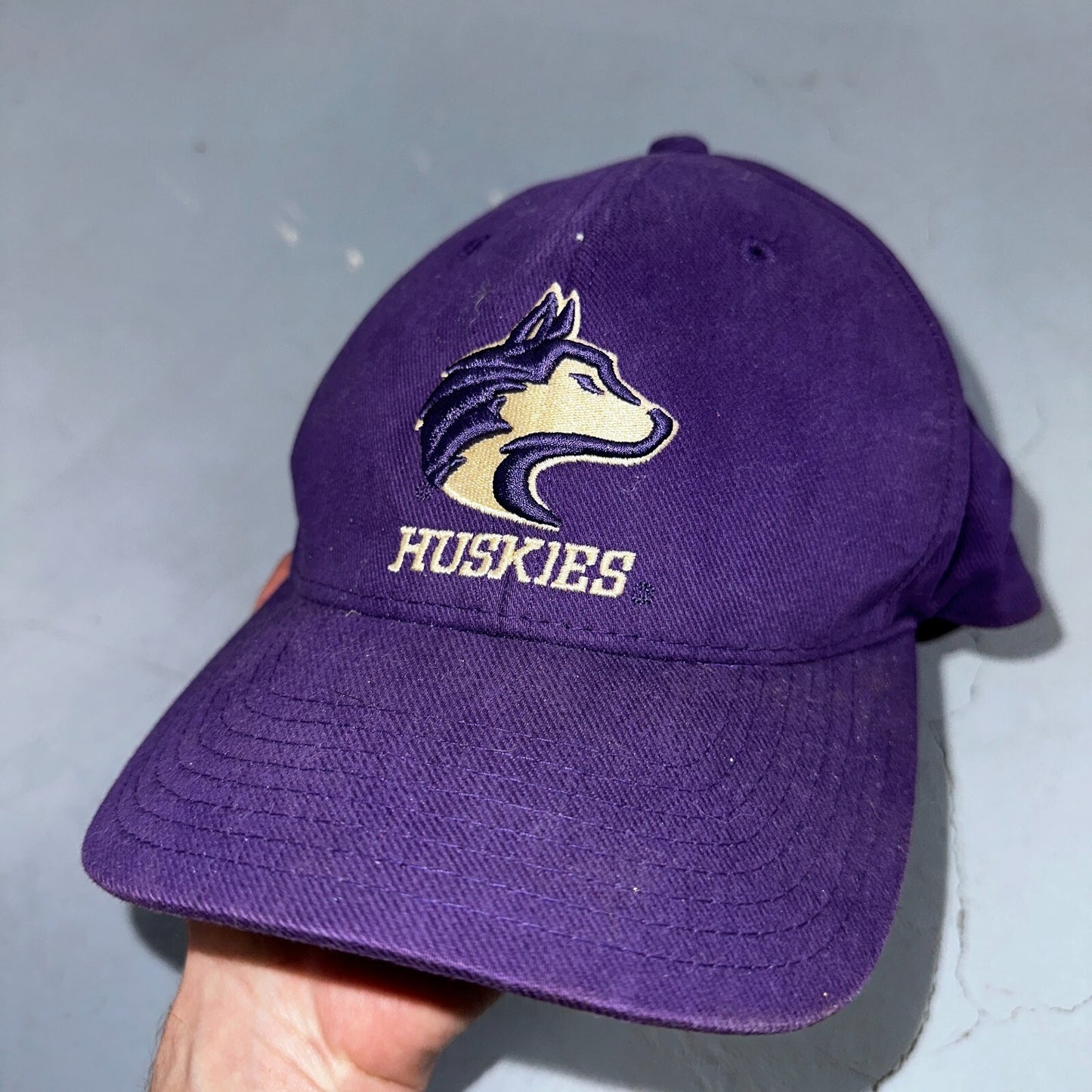 Nike VTG Washington Huskies Hat Cap Flex Fit Purple NCAA Team 90s Y2K