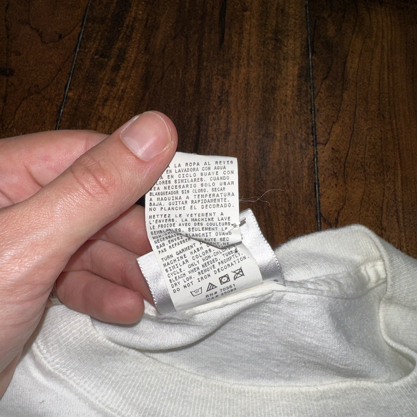 Minnie Mouse Disney Y2K Vintage T Shirt Cute Flowers Mickey Band World Cool