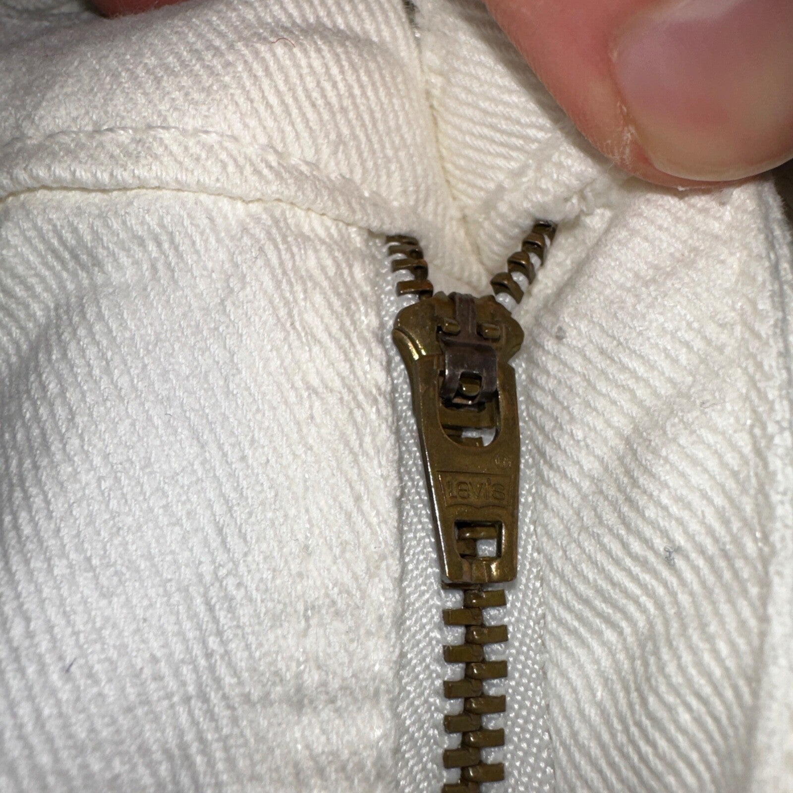 Vintage 90s Levis 950 White Denim Orange Tab Relaxed Shorts 7 High Waist