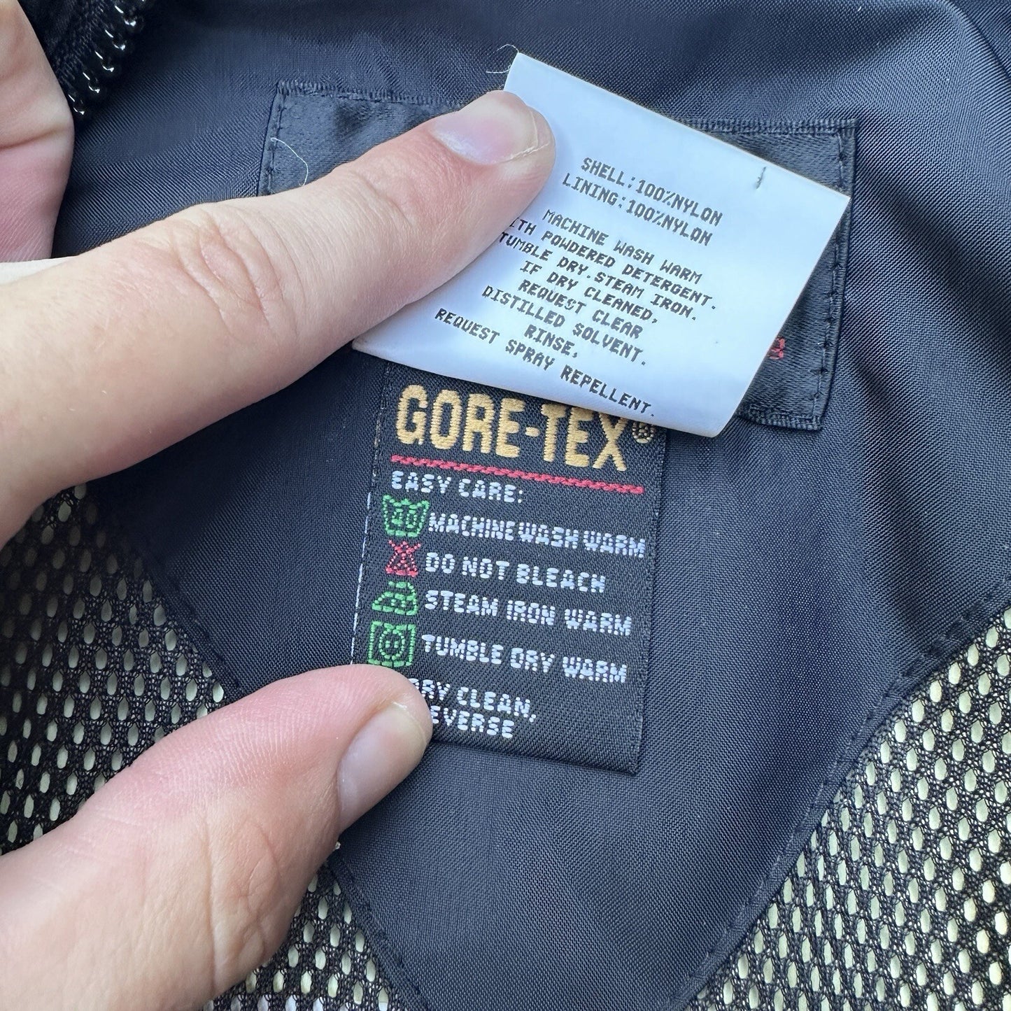 REI VTG Gore-Tex Orange GTX Shell Paclite Waterproof Jacket Mens Medium Black