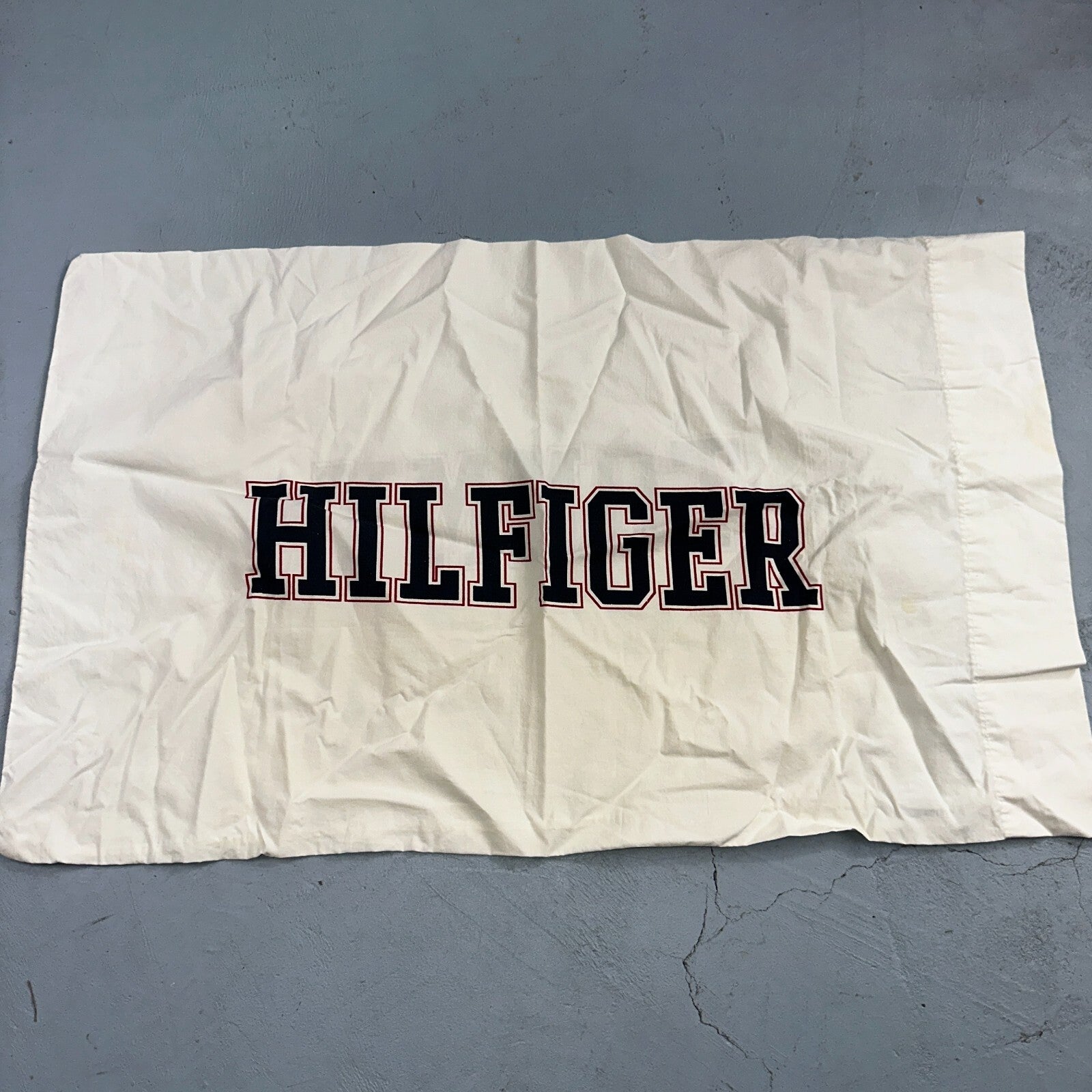 Tommy Hilfiger Vintage Standard Pillowcases White Name Spellout Cool 90s USA