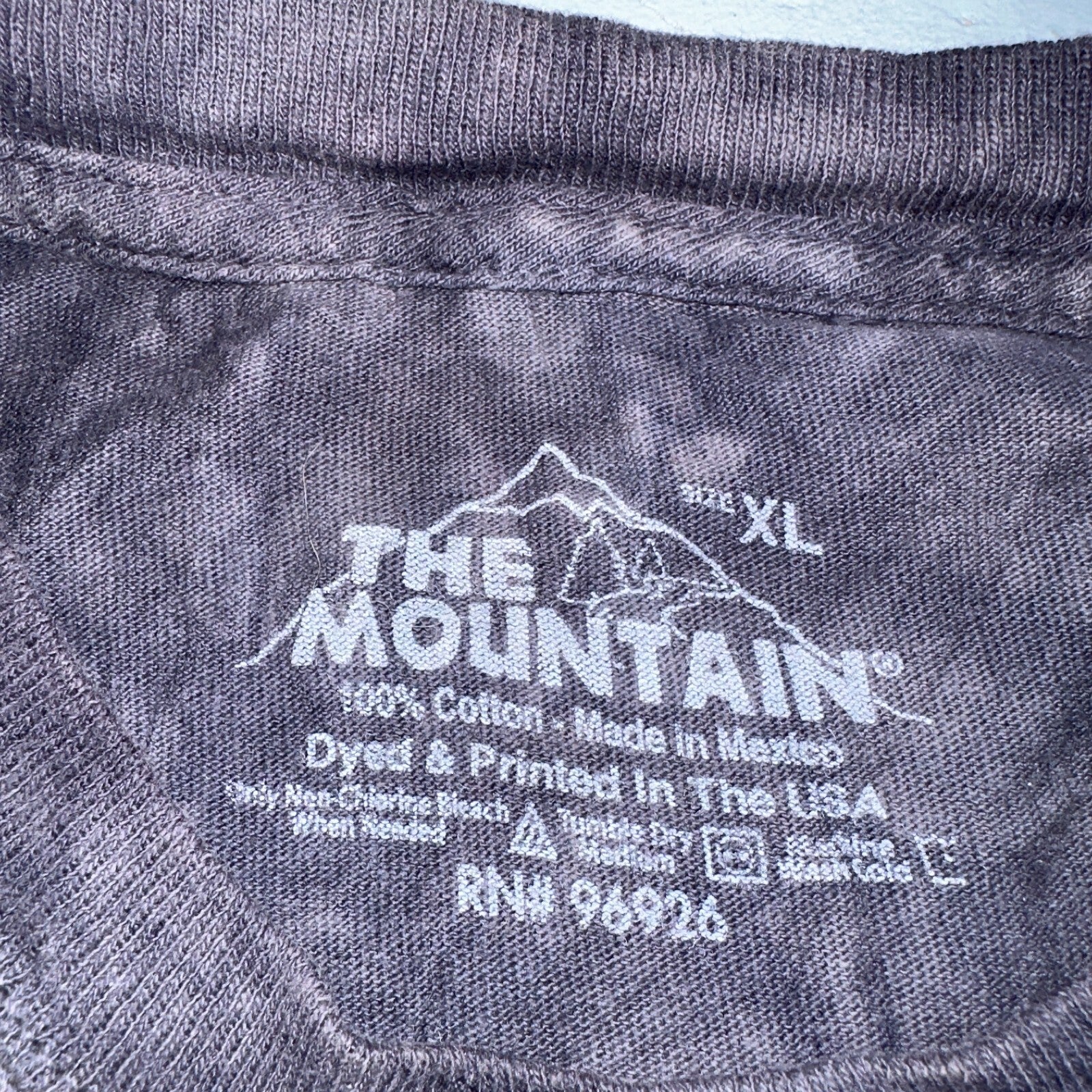 The Mountain Shirt Mens XL Rhinoceros Tie Dye Purple 2013 USA Rhino Wild Animal