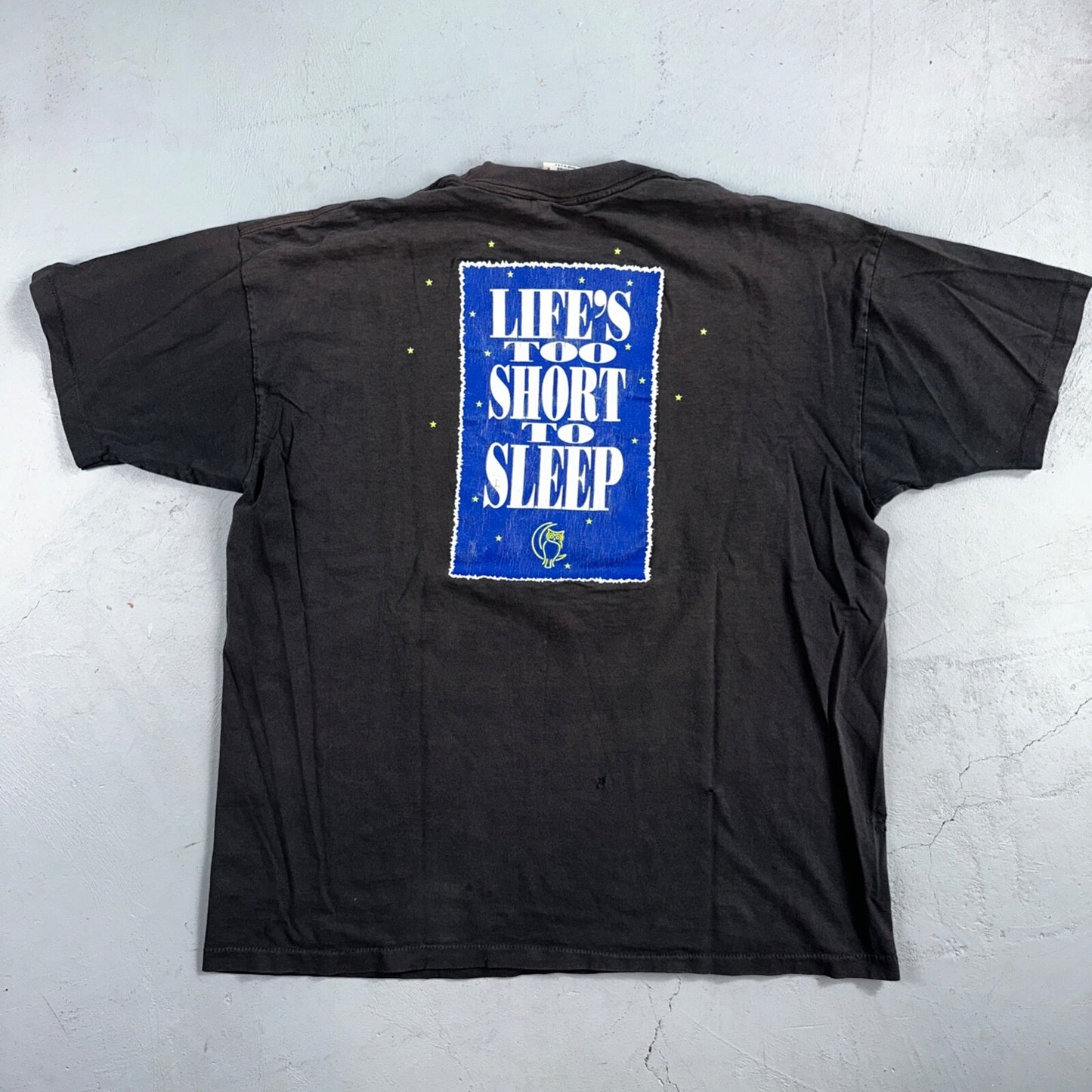 Denneys Til Dawn 90s VTG T Shirt Funny Owl Life Too Short Sleep Joke Text Faded