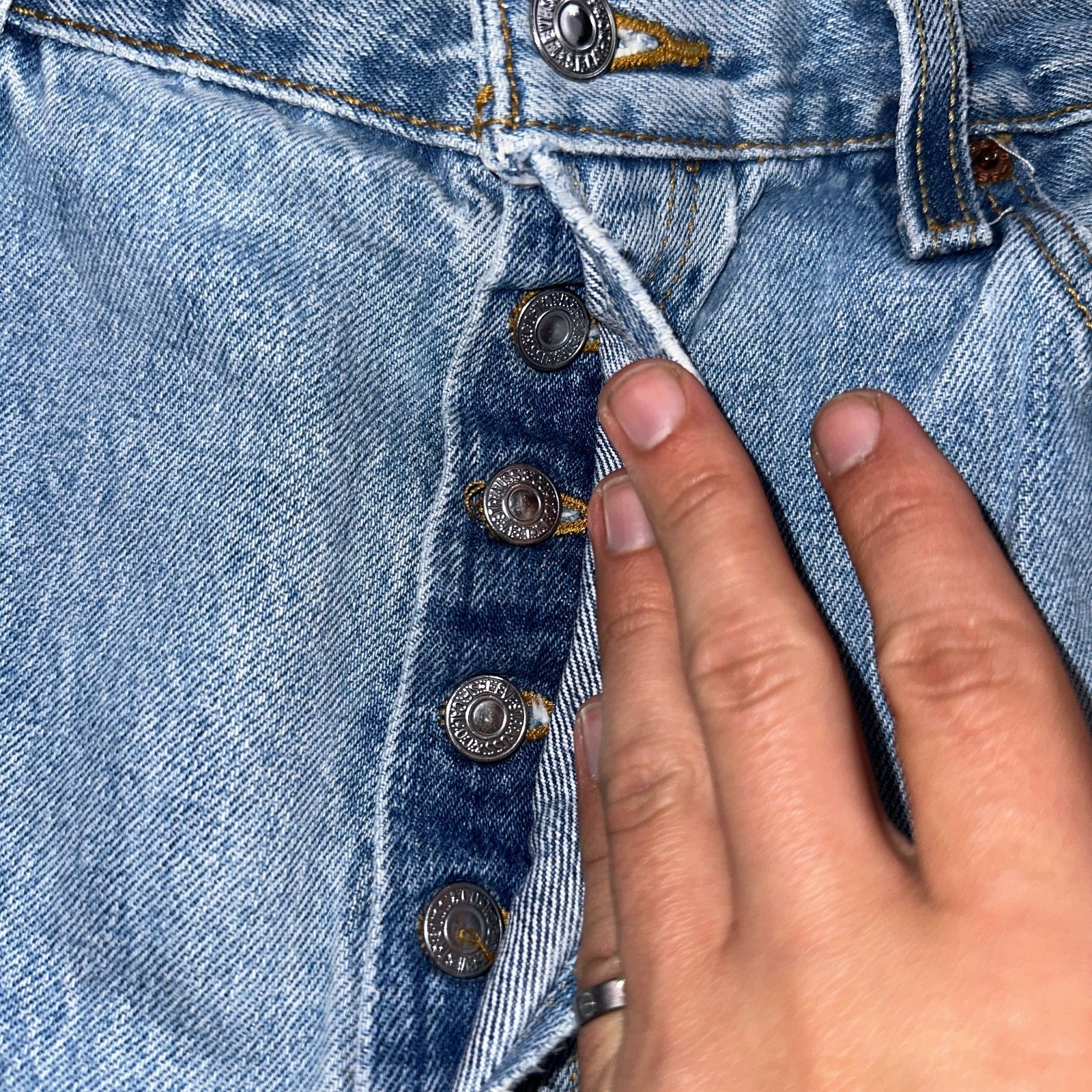 Levis 501 Vintage Y2K 90s XX Straight Leg Jeans Blue Light Wash 35x32 Act 32x29