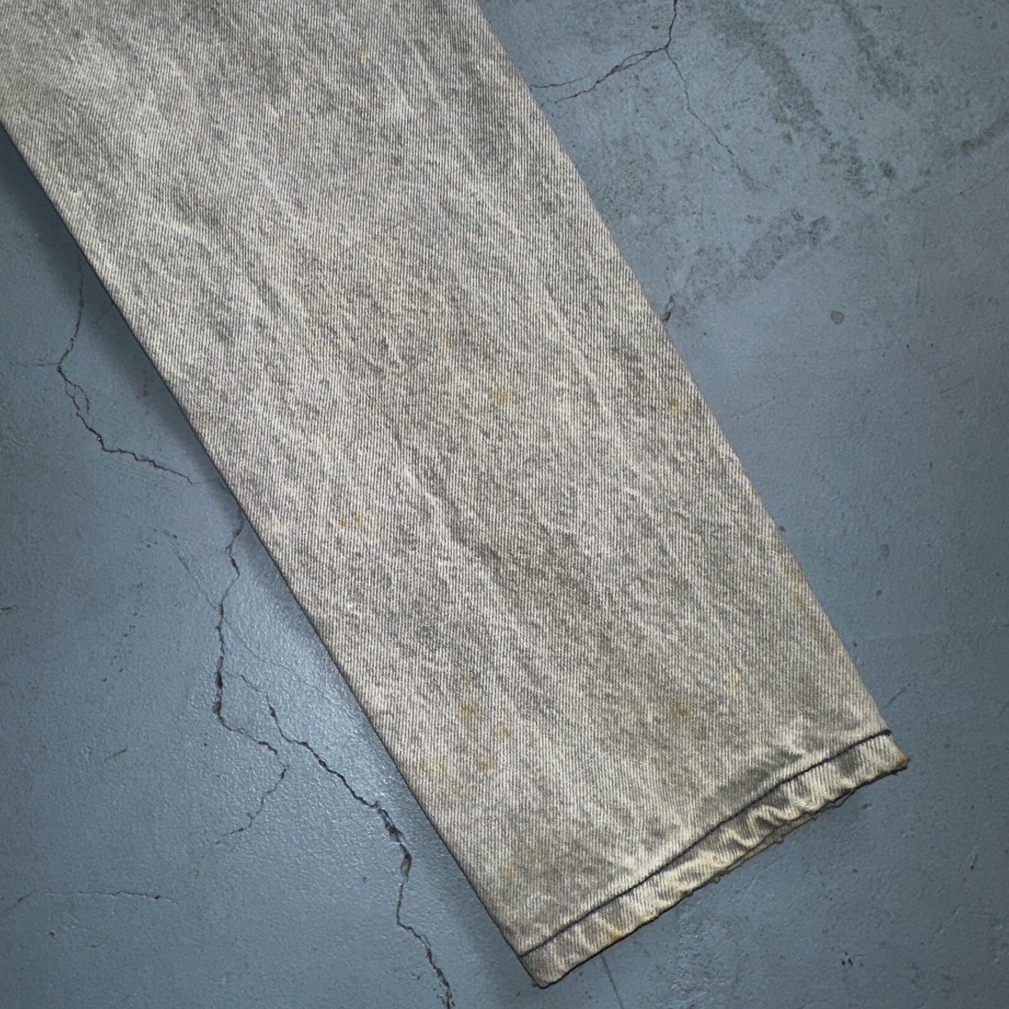 Levis 501 Vintage Jeans Women's Size 5 Gray Button Fly 22x29 USA Acid Wash