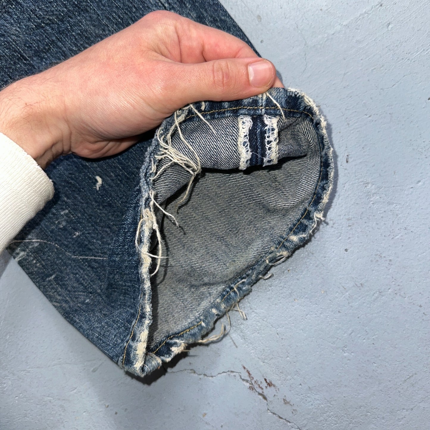 Levis 501 Vintage Y2K XX Straight Leg Jeans Blue Med Wash 33x32 Act 32x31