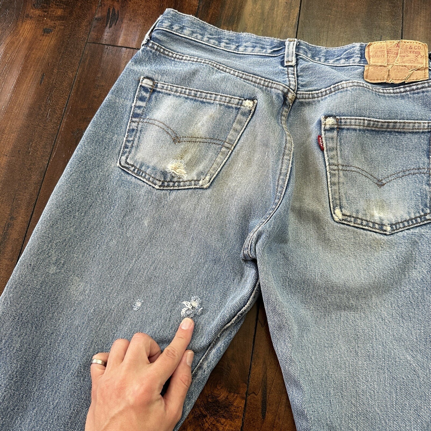 Levis Vintage 80s Redline Selvedge USA 501 XX Jeans Light Wash 33x36 Act 30x34