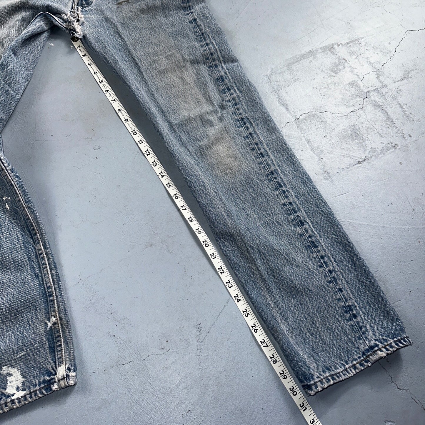 Levis 501 Vintage 90s USA XX Straight Leg Jeans 33x36 Light Wash Act 30x30