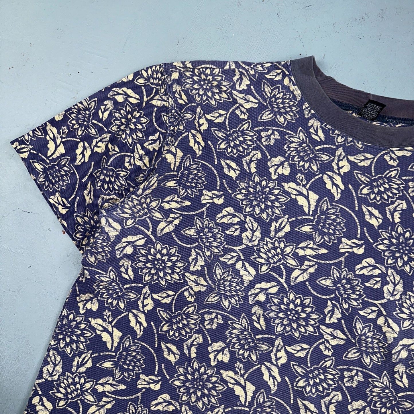 Lands End AOP USA 90s VTG T Shirt Womens Size L Unisex Floral Purple RARE