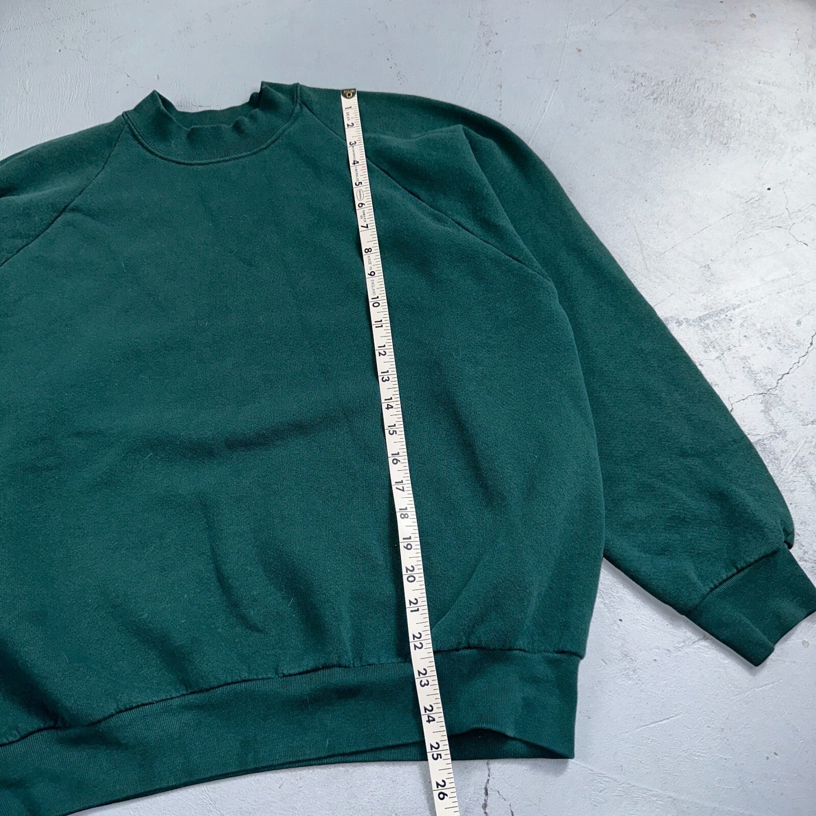 1980s VTG Green Sport Blank Sweatshirt USA Crewneck Basic 80s Jumper