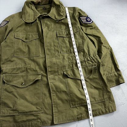 Vintage US Military OG-107 Cotton Sateen Wind  Jacket Small Regular 1961 Patches