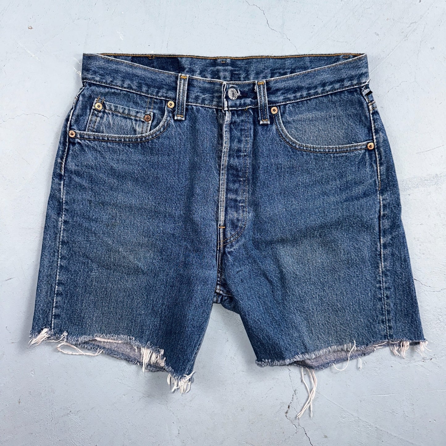 Levis 501 Vintage 80s USA XX Shorts Cut Off Blue Light Wash 32x32 Act 31x6