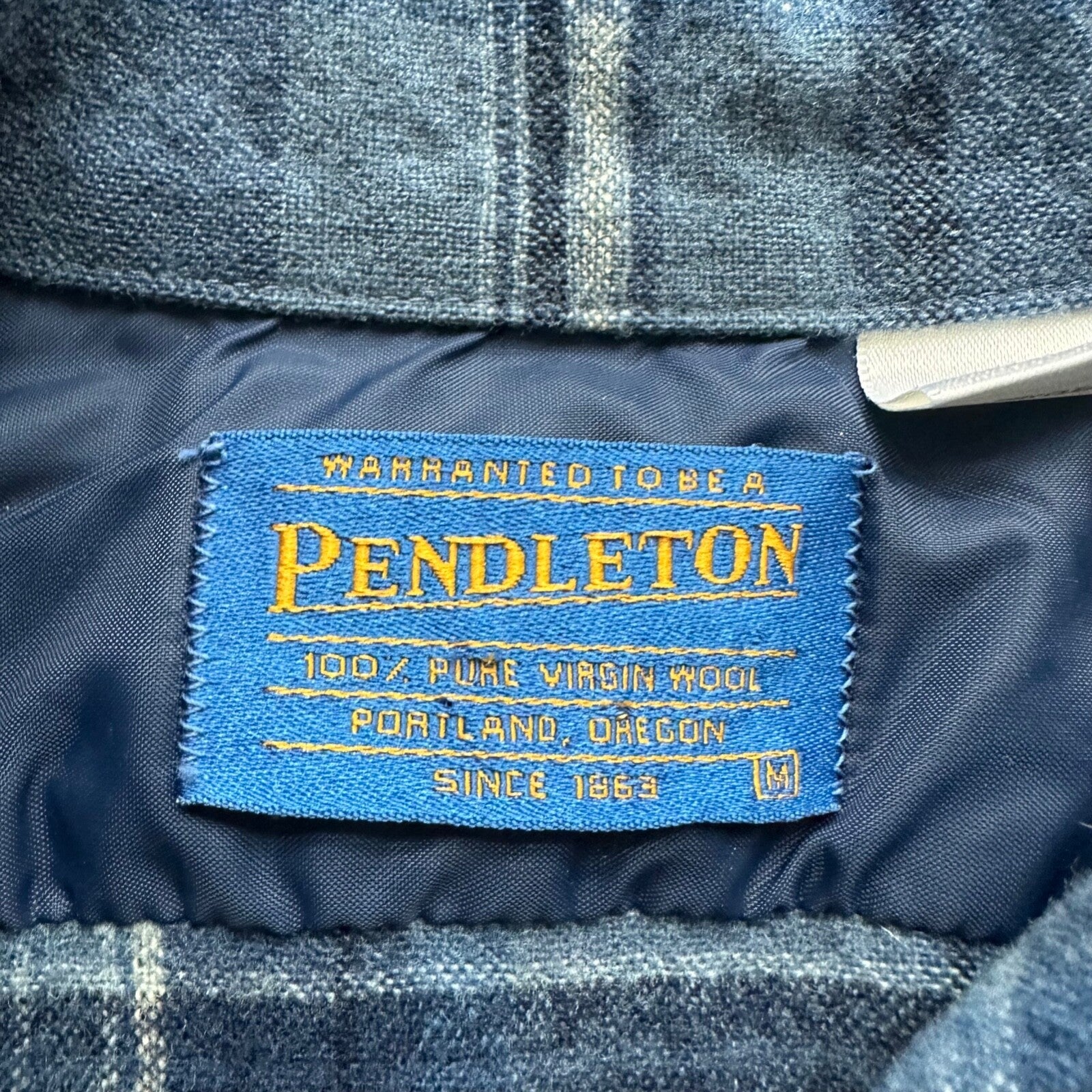 VTG USA Pendleton Board Shirt Mens M Virgin Wool Plaid Flannel Button Up Blue