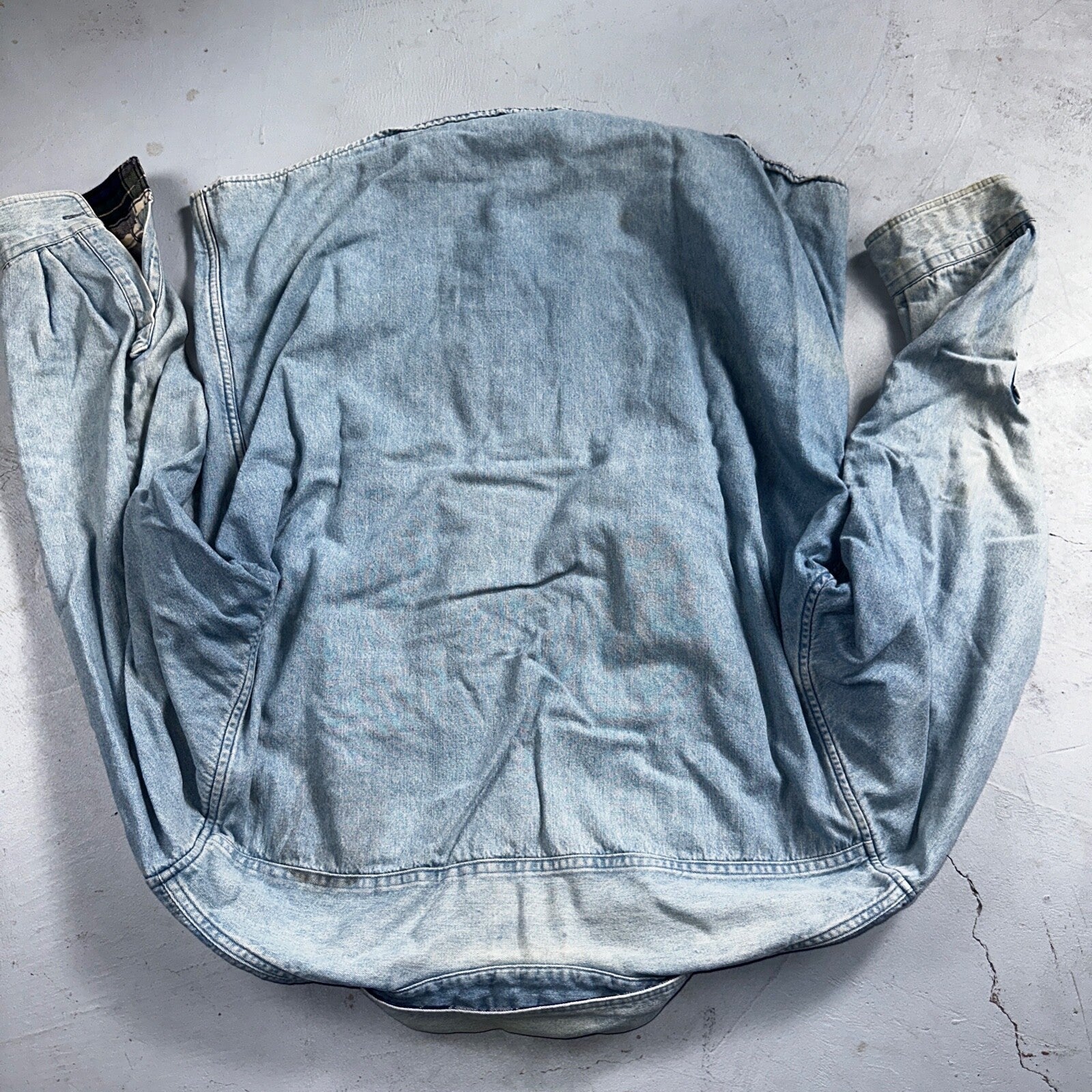 VTG USA Made LL Bean Flannel Lined Worn Distressed Denim Shirt Size L Farm Core