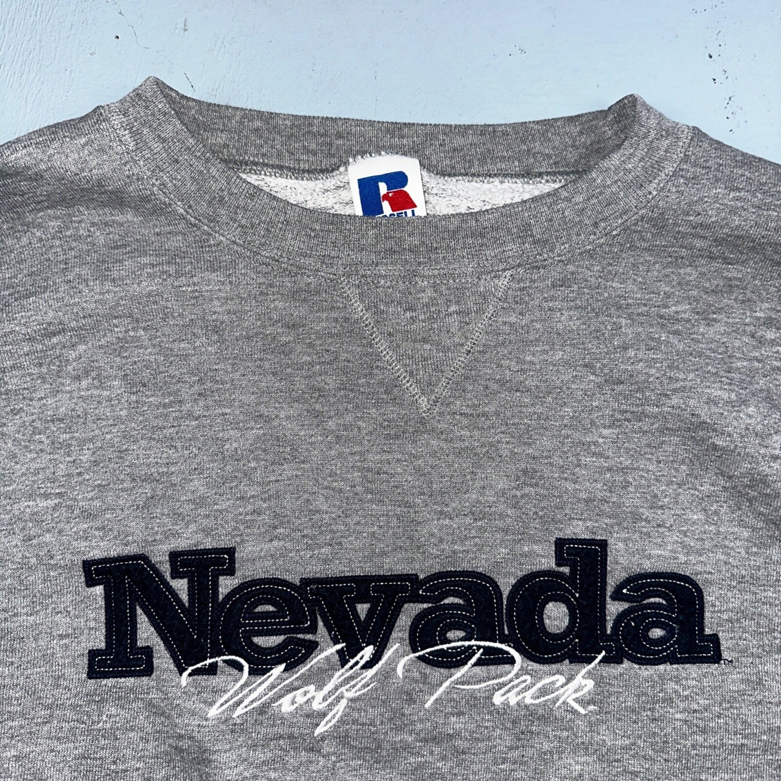 Russell Athletic Sweatshirt XL Nevada VTG Crewneck Wolf Pack Sweat Gray Sports