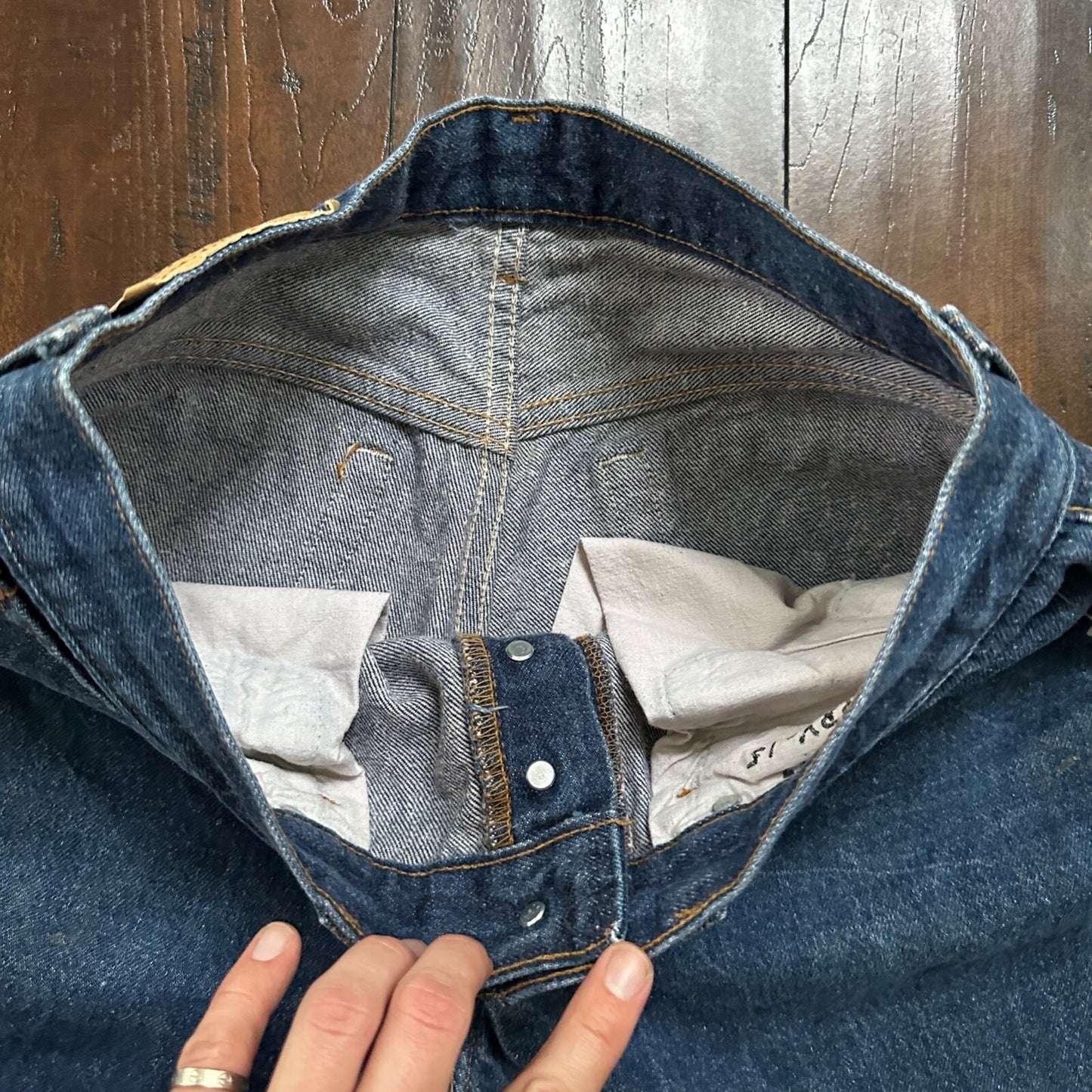 VTG 90s Levis 501 Button Fly 33x36 USA Tag Jeans Straight Wash Blue XX Act 30x31