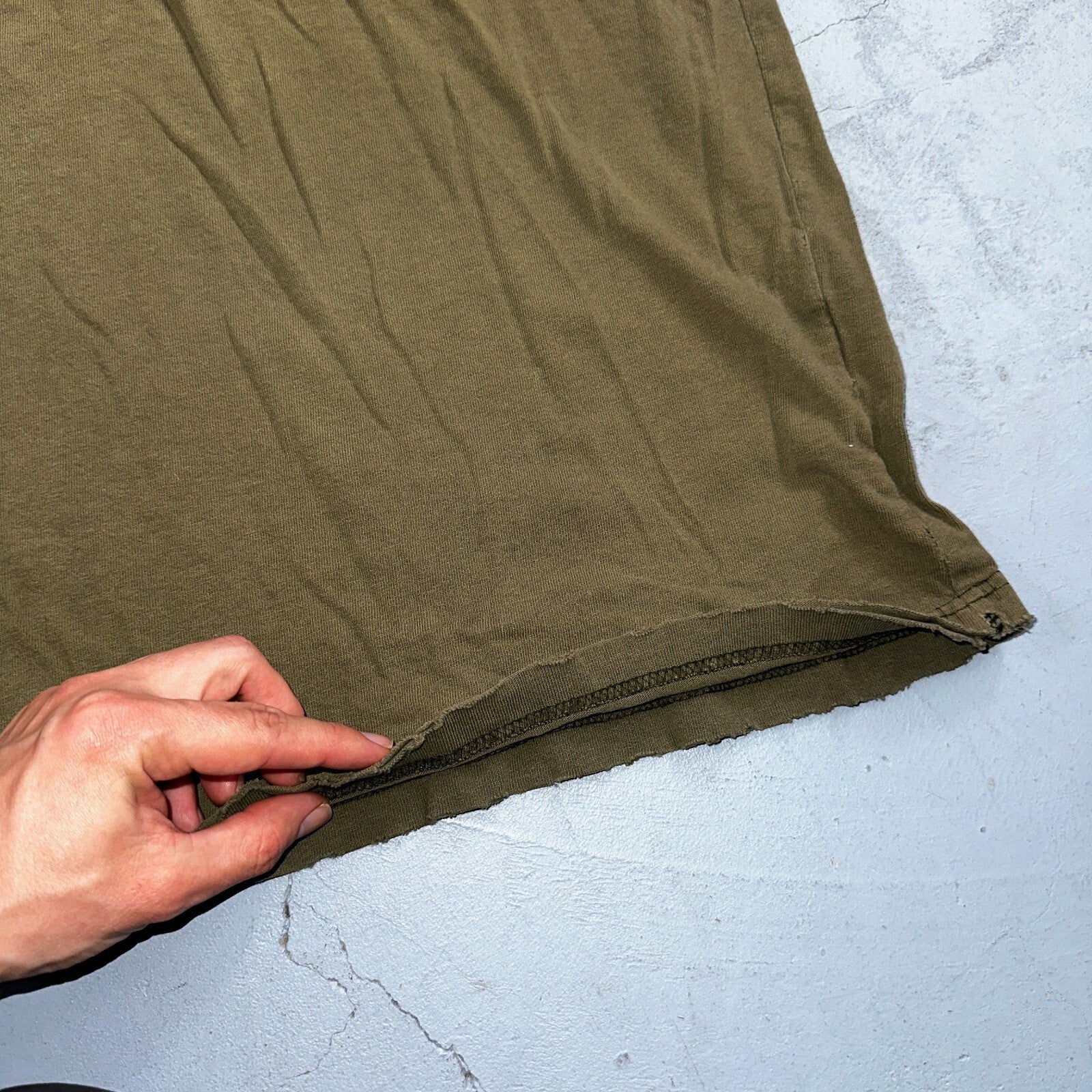 Carhartt K87 ARG Fit Pocket T-Shirt Mens 2XL Greeb Army Thrashed Holes Worn