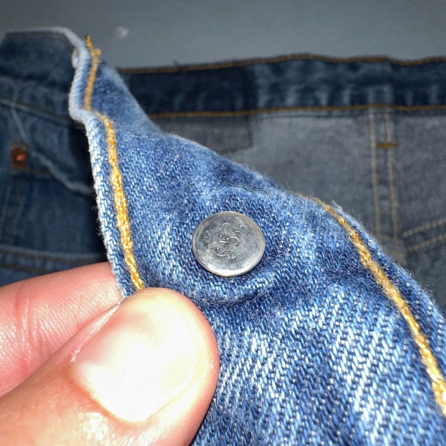 Levis 501 Vintage 90s USA XX Straight Leg Jeans Blue Med Wash 36x32 Act 32x28