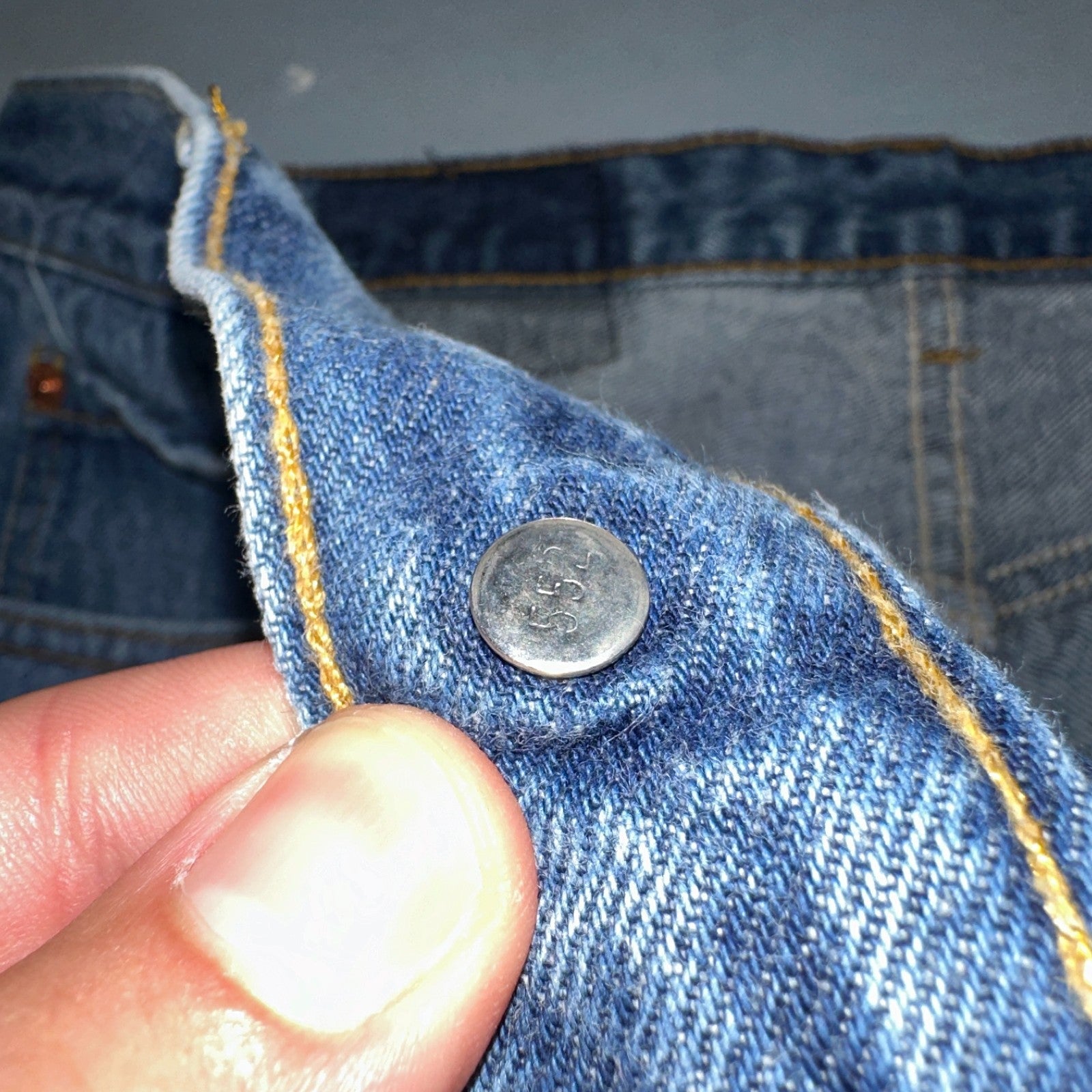 Levis 501 Vintage 90s USA XX Straight Leg Jeans Blue Med Wash 36x32 Act 32x28