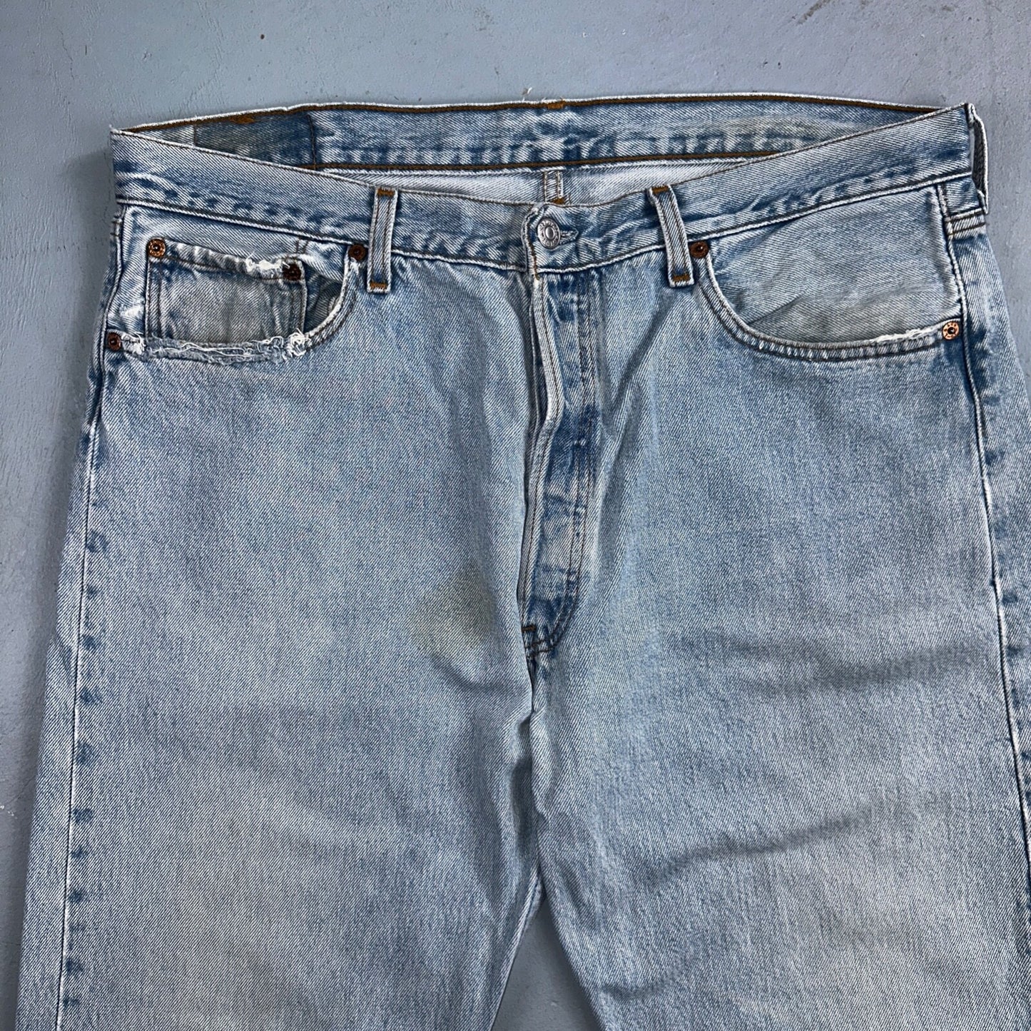 Levis 501 Vintage 90s USA XX Straight Leg Jeans Blue Light Wash 38x32 Act 37x31