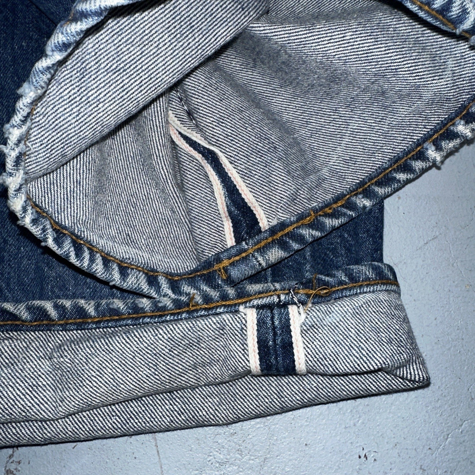 Levis 501 Vintage 80s Redline Selvedge USA XX Jeans Med Wash 40x36 Act 36x32