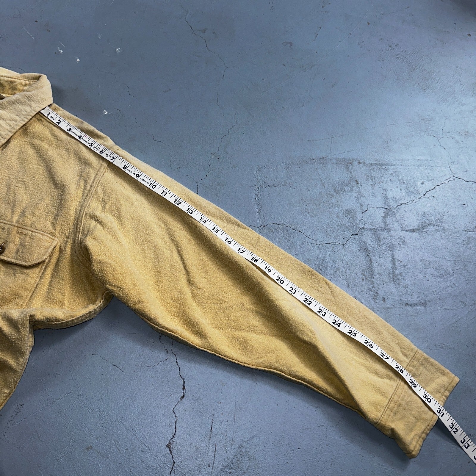 Vintage Woolrich Chamois Button Up Shirt Heavy Cotton Mens XL USA Yellow 70s