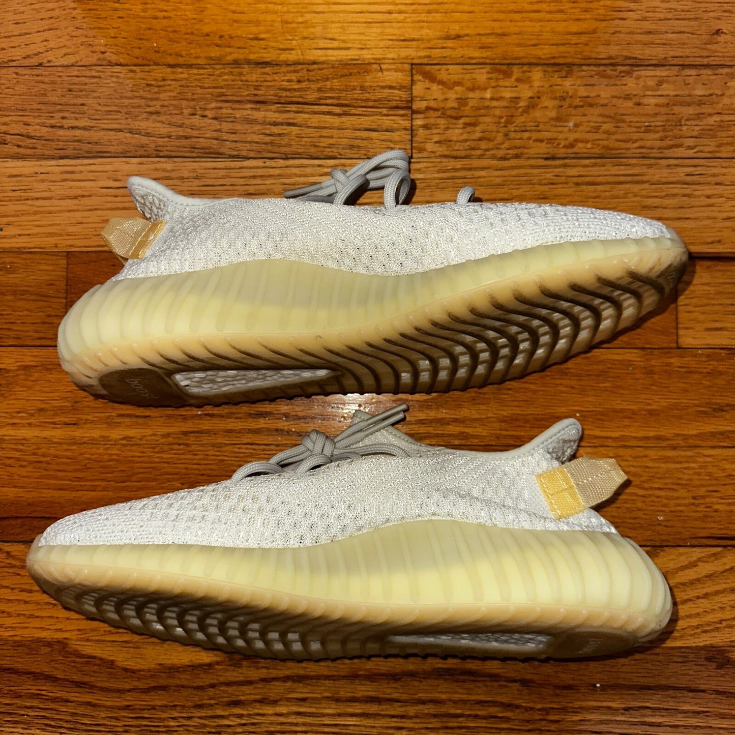 Adidas Yeezy Boost 350 V2 Low Light Size 11 With Box Lightly Worn White