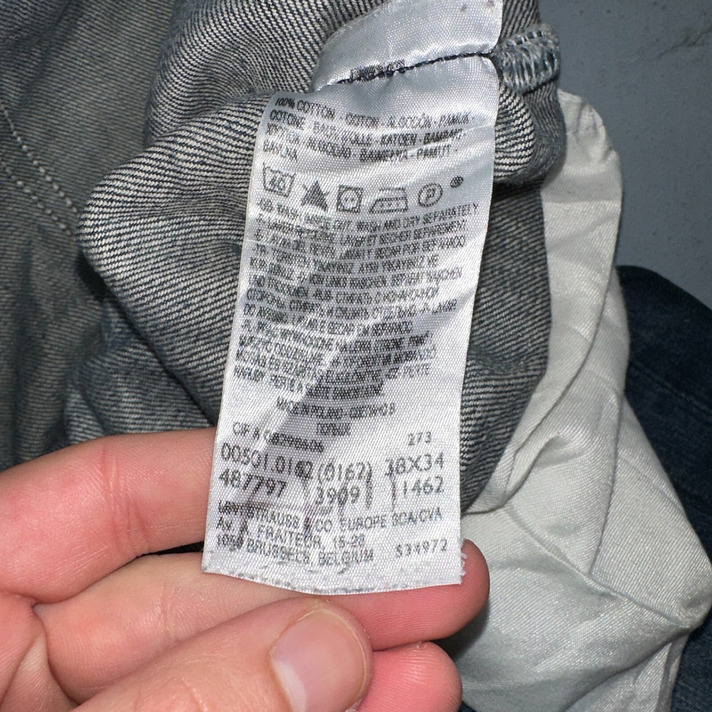 Levis 501 Vintage Y2K XX Straight Leg Jeans Blue Med Wash 38x34 Act 38x33