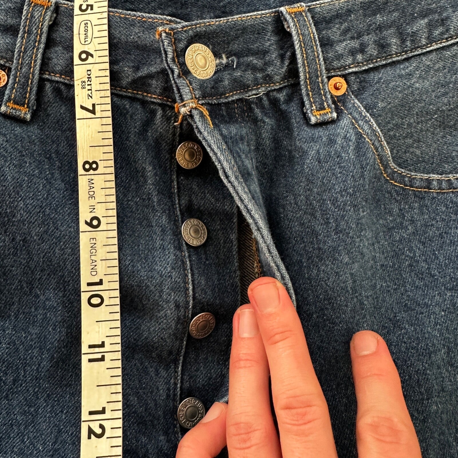 VTG Levis 501 XX Button Fly 90s USA Jeans Denim Straight Capri 34x30 Act 31x26