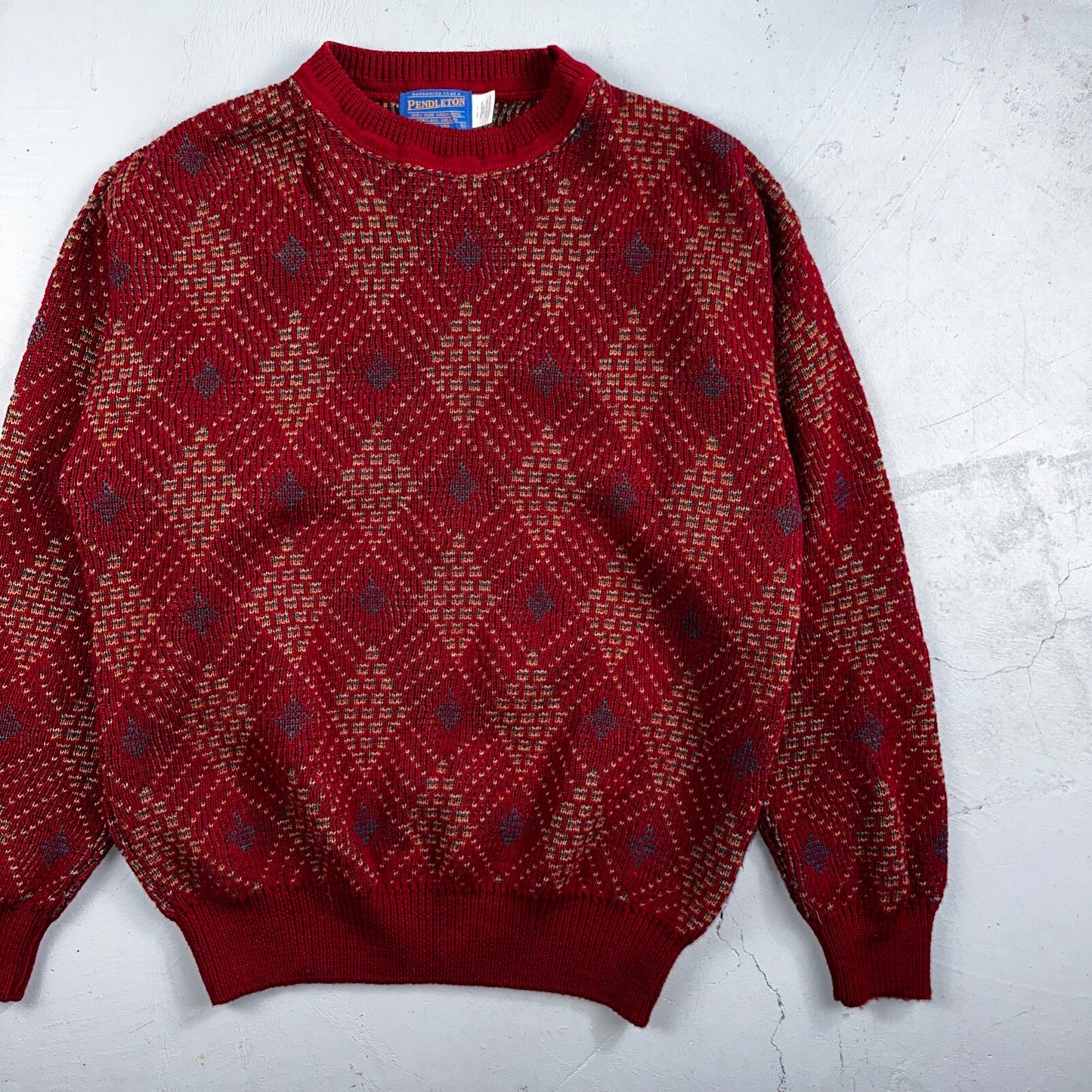 Pendleton VTG 100% Wool Sweater Mens L Argyle Red Oregon USA  Preppy Christmas