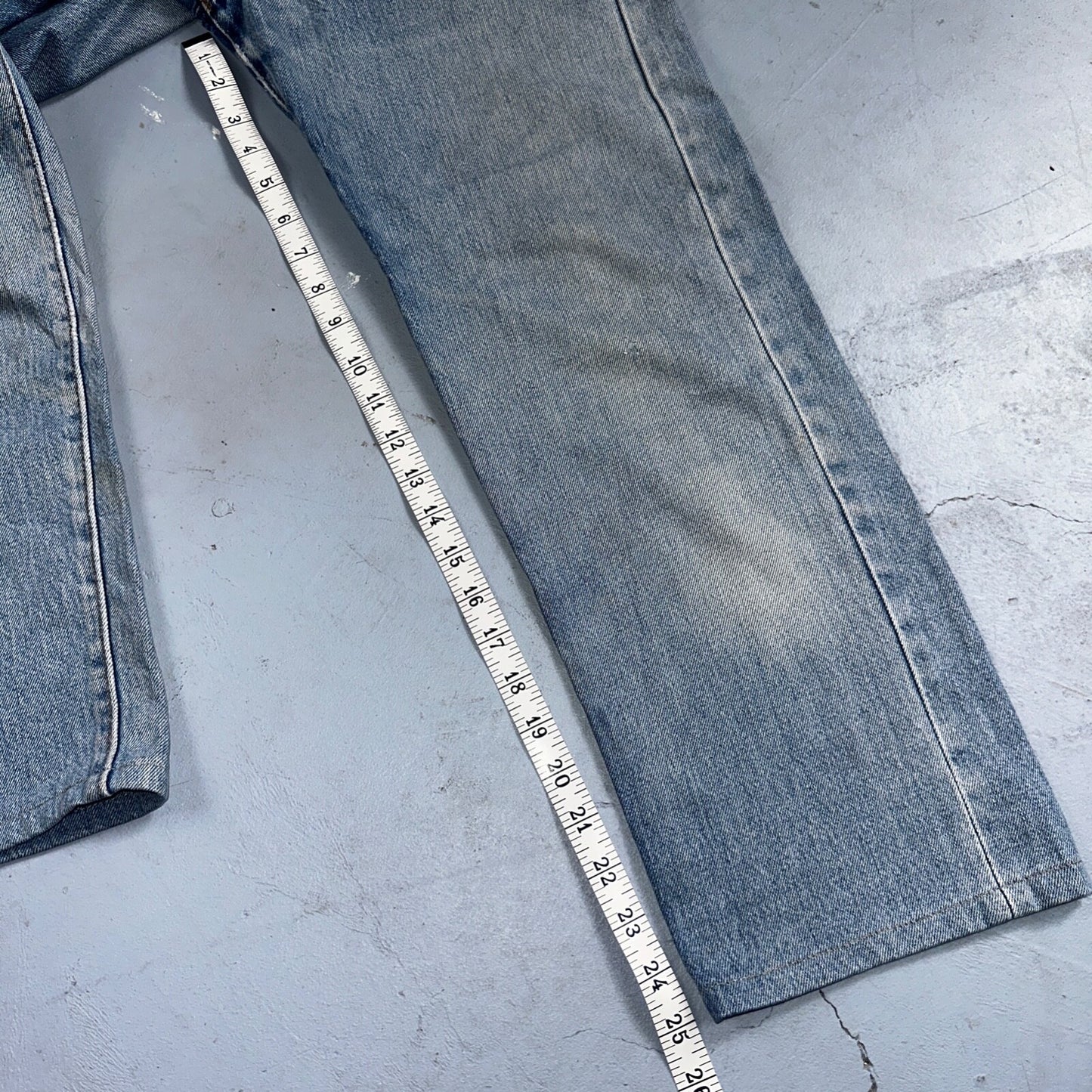 Levis 501 Vintage 80s Redline Selvedge USA XX Jeans Light Wash 30x36 Act 29x25