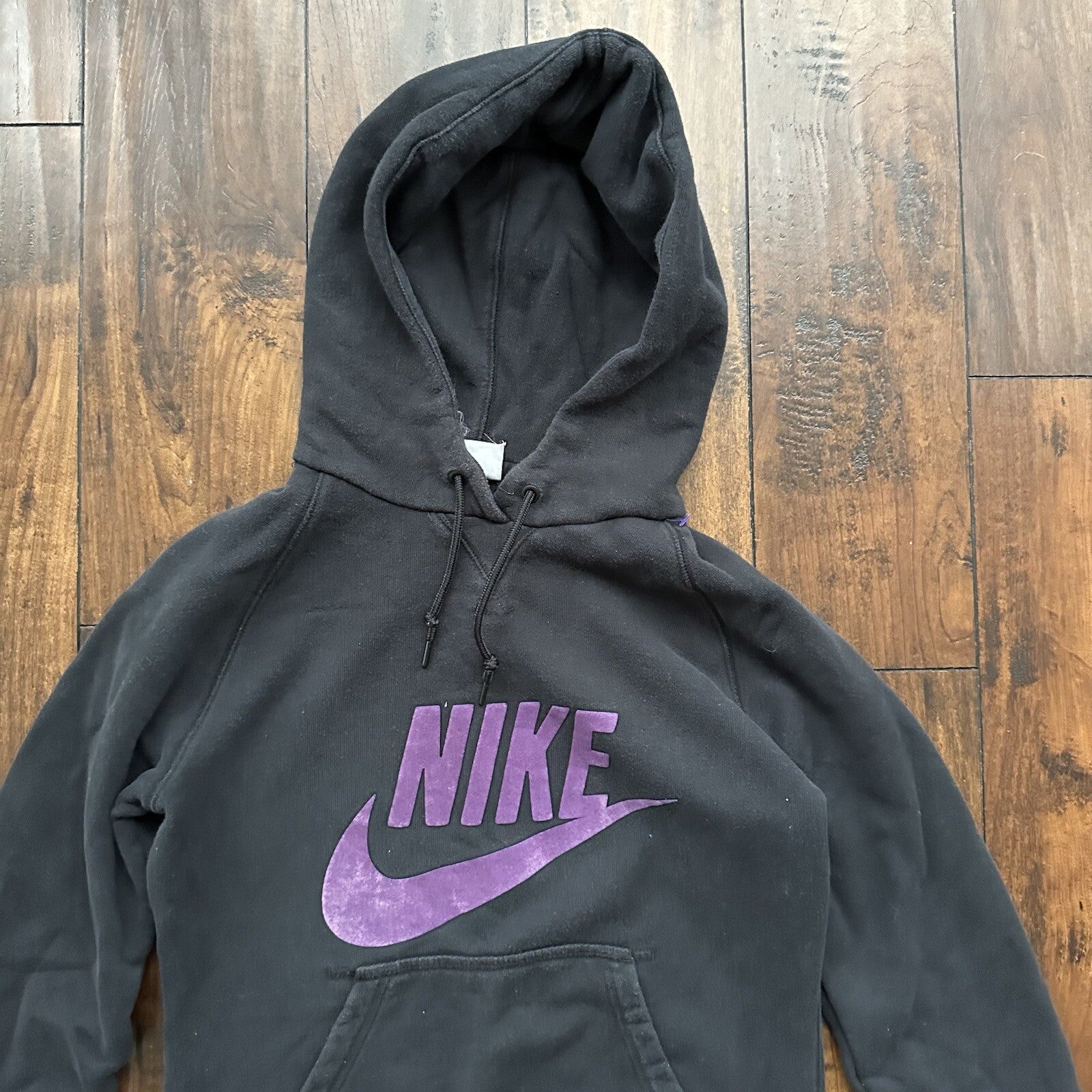 Nike Boys Sweater L Black Hoodie Logo Swoosh Pockets Pockets Long Sleeve Skate