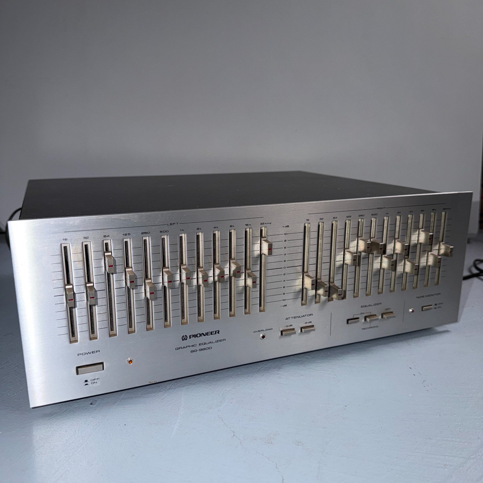 Pioneer SG-9800 Stereo Graphic Equalizer EQ - Please Read Description